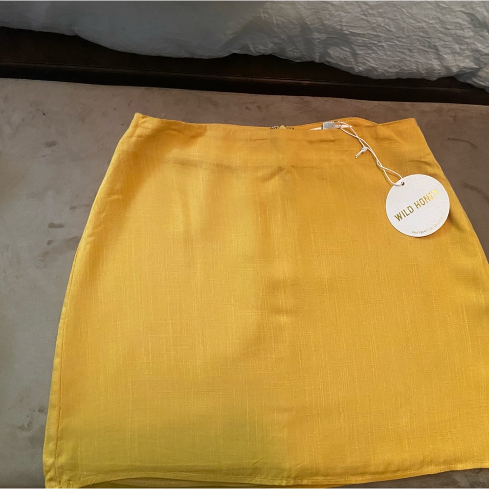 Wild Honey Women’s Skirt